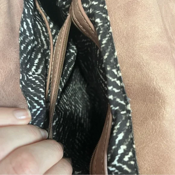 Urban Expressions women’s dusty pink saddle bag boho - Picture 9 of 13